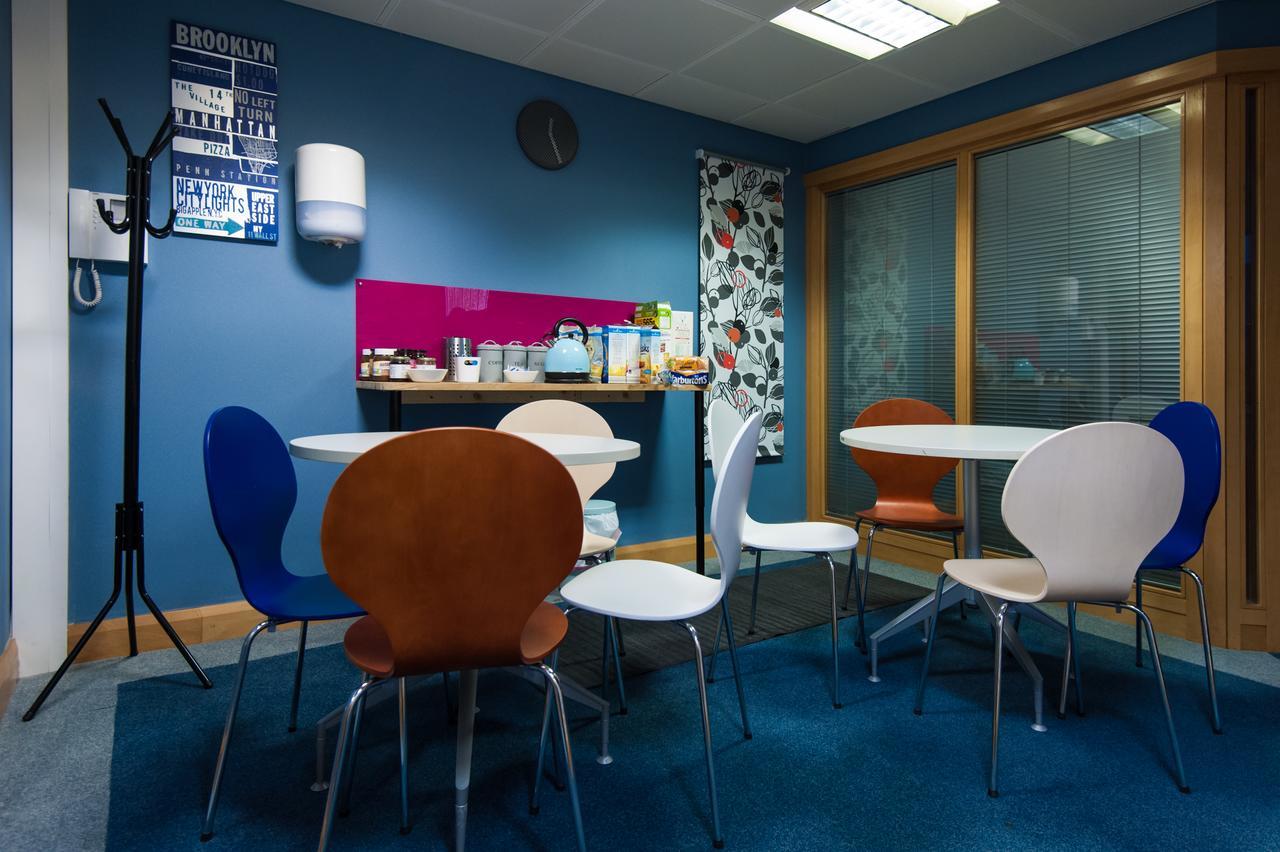 Russell Scott Backpackers Hostel 리즈 외부 사진