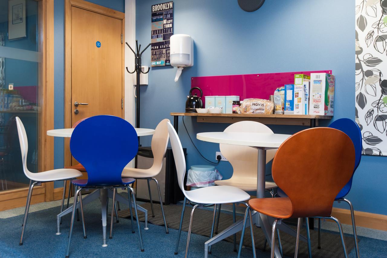 Russell Scott Backpackers Hostel 리즈 외부 사진
