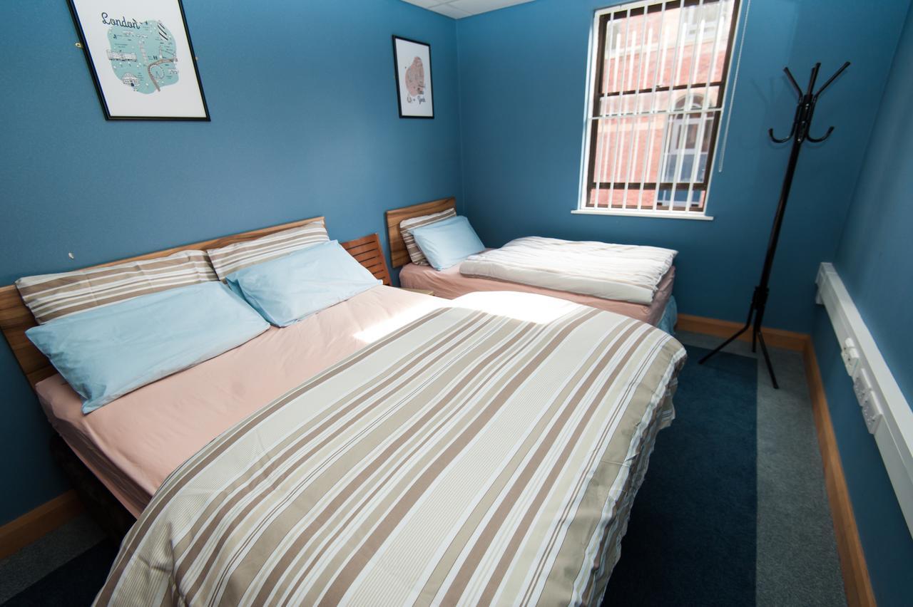 Russell Scott Backpackers Hostel 리즈 외부 사진