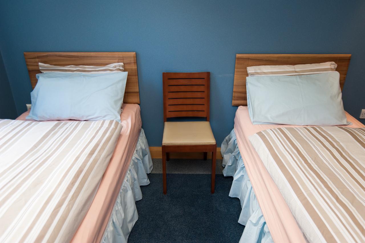 Russell Scott Backpackers Hostel 리즈 외부 사진