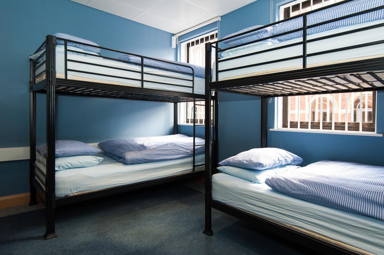 Russell Scott Backpackers Hostel 리즈 외부 사진
