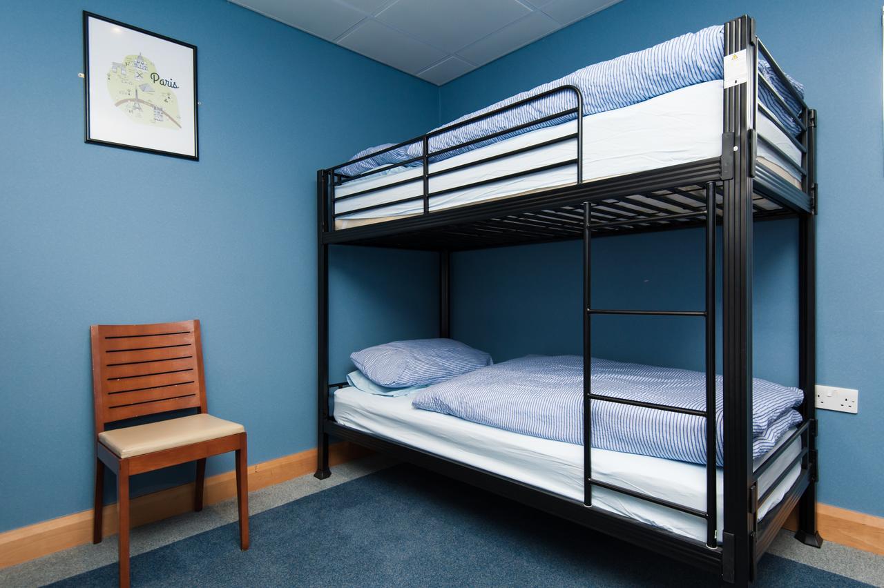 Russell Scott Backpackers Hostel 리즈 외부 사진