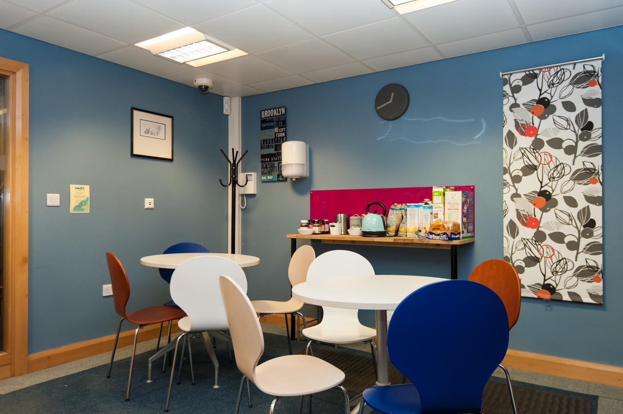 Russell Scott Backpackers Hostel 리즈 외부 사진
