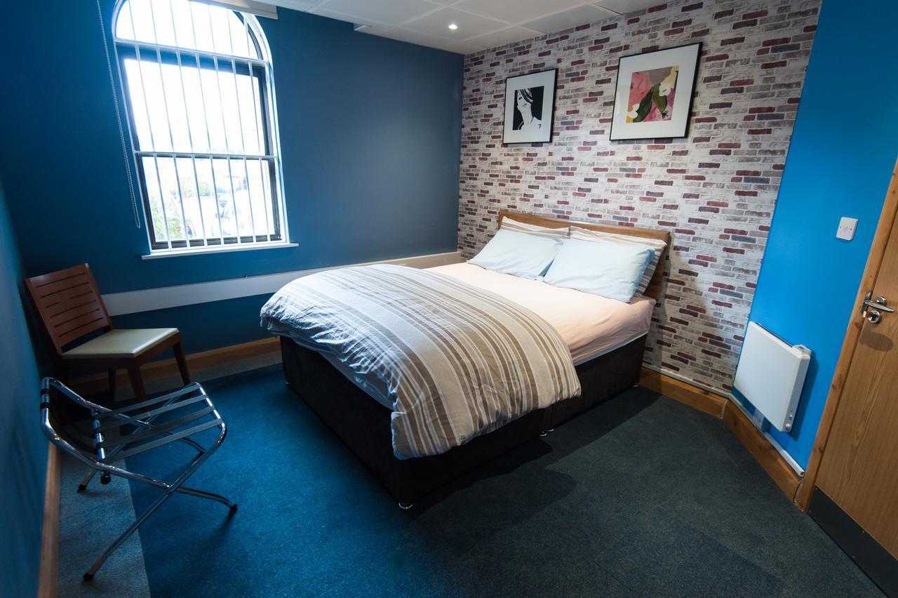 Russell Scott Backpackers Hostel 리즈 외부 사진